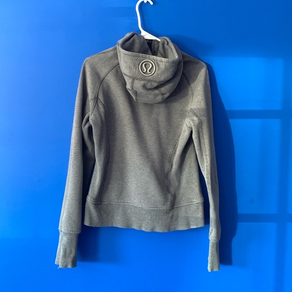Gray and black striped Lululemon scuba hoodie - Picture 5 of 5